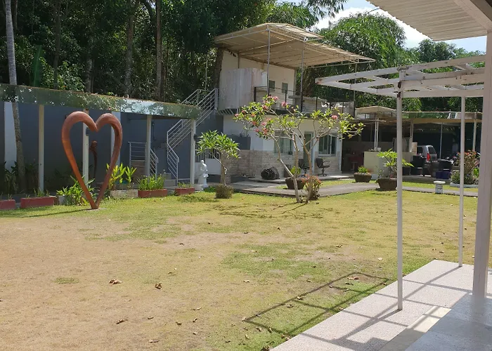 Hati Indah 4*